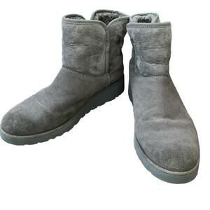 UGG Women's Kristin Short Boots 10